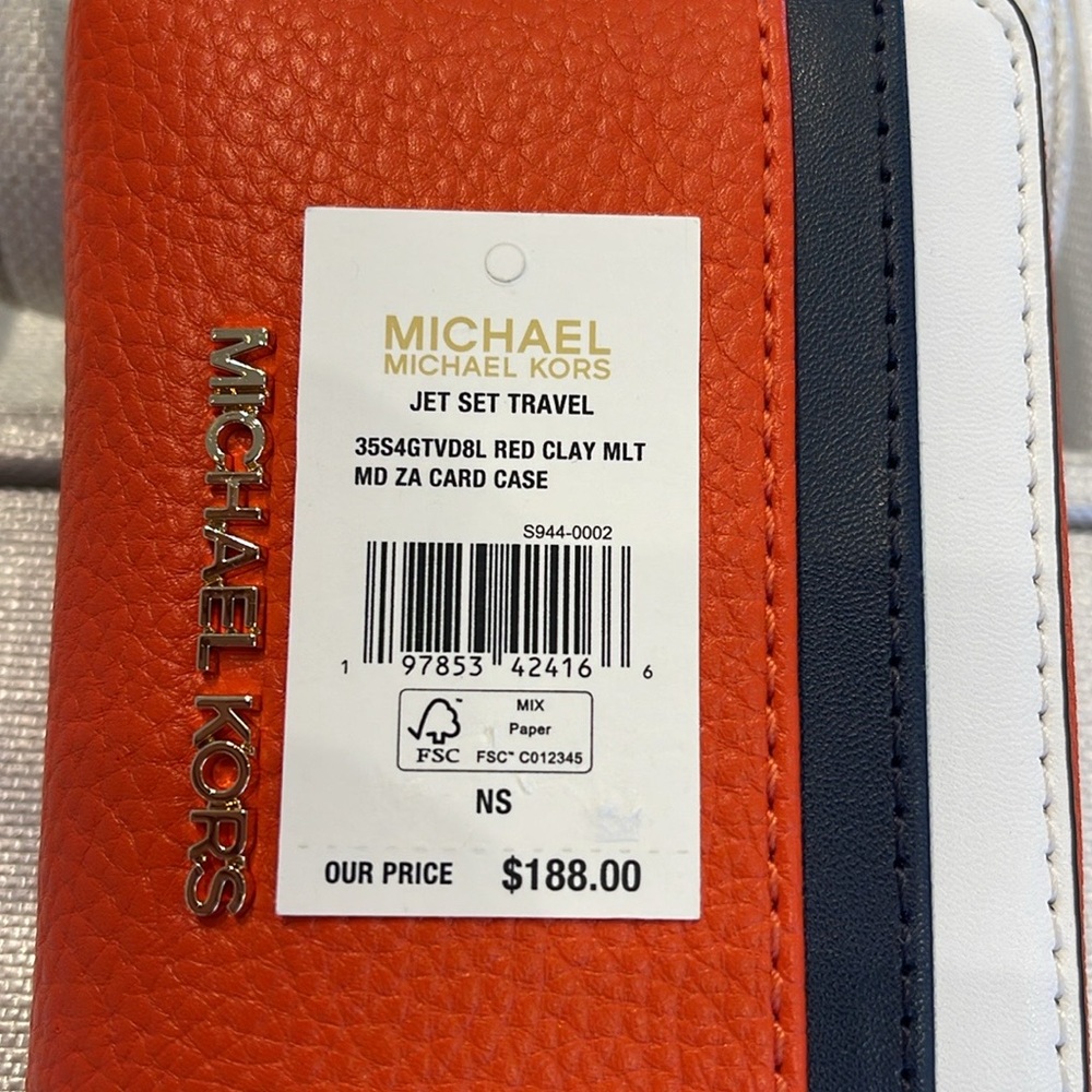 Michael Kors Jet Set Travel Medium Color-Block Zip Around Wallet Card Case 
NWT - Picture 13 of 16